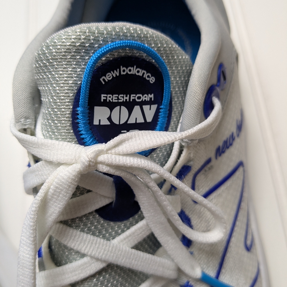 New Balance White and Blue Women's Sneakers - Picture 9 of 12